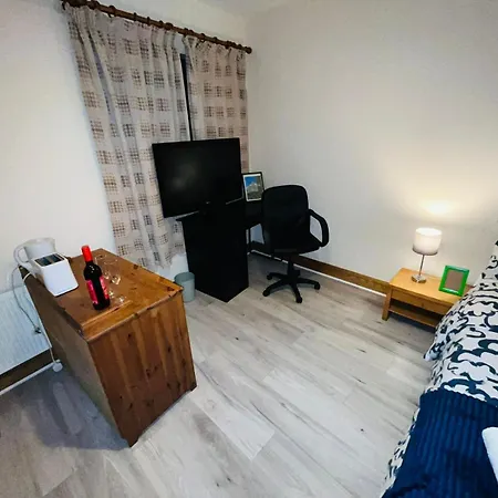 Hotel Bedroom + Bathroom D8 Dublin