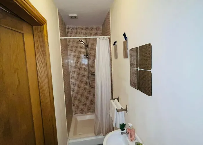 מלון Bedroom + Bathroom D8