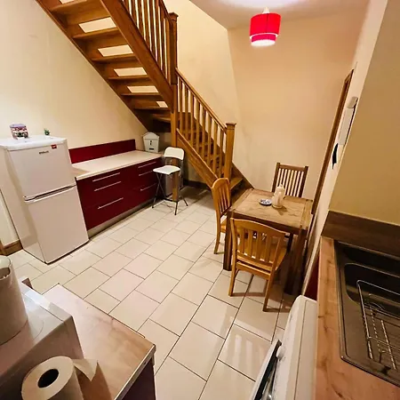 ホテル Bedroom + Bathroom D8 *